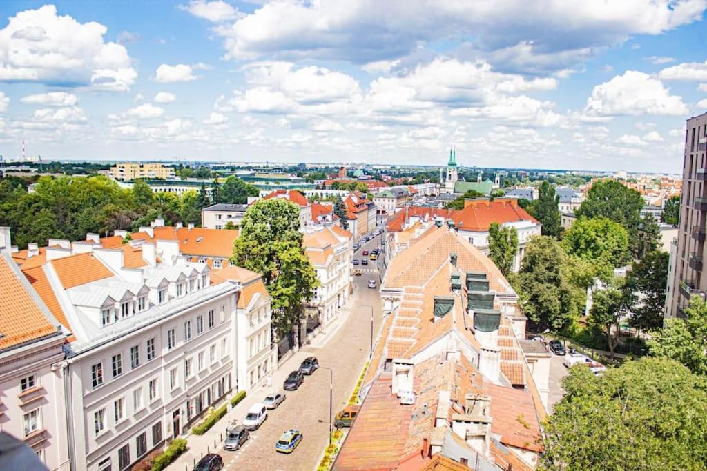 Central Apartment With Balcony And Views, Old Town, Metro Varsóvia Exterior foto